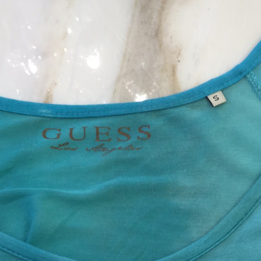 Guess Cold Shoulder Top - Picture 4 of 4